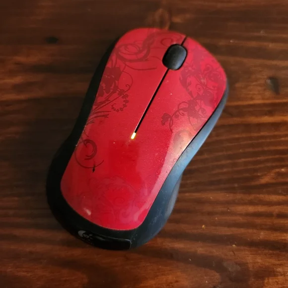Wireless Computer Mouse - Picture 1 of 3